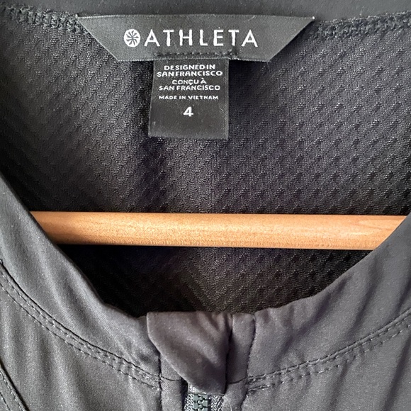 ATHLETA Black Venture Out Built-in Shorts Sleeveless Mini Dress SZ 4 - Picture 3 of 9